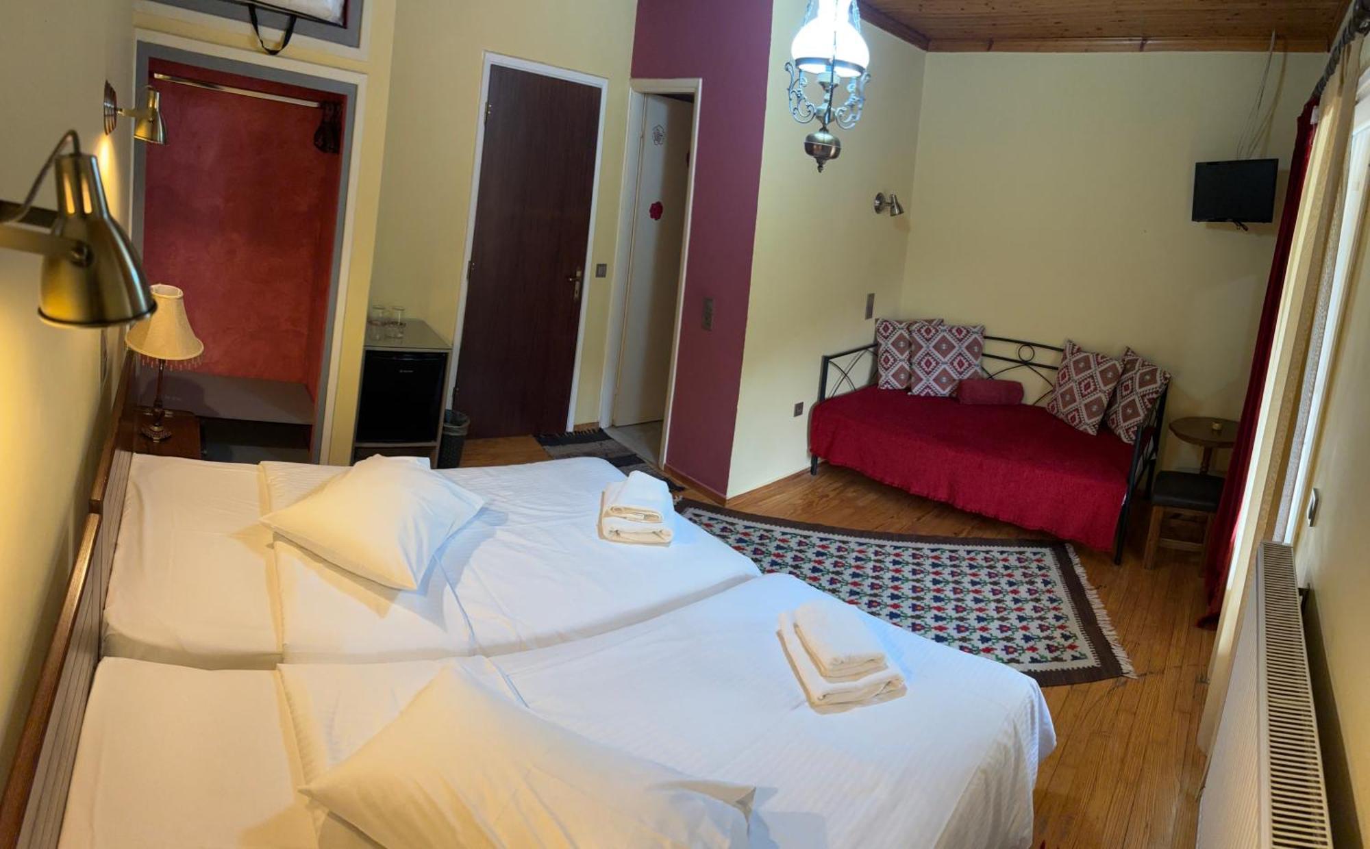 Guesthouse Sinoi วิตีนา ภายนอก รูปภาพ